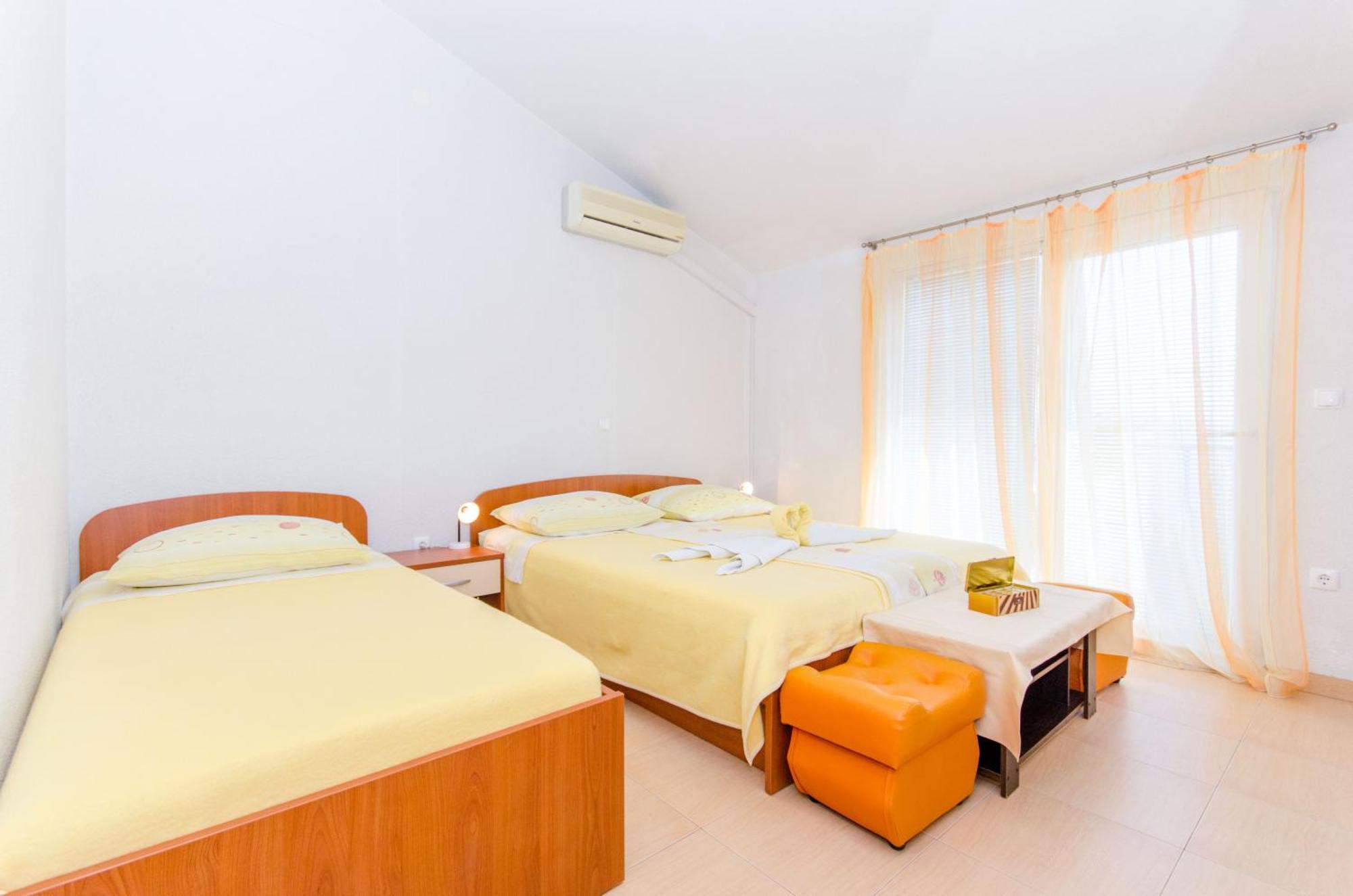 זיווגוסצה Knezovicapartments מראה חיצוני תמונה