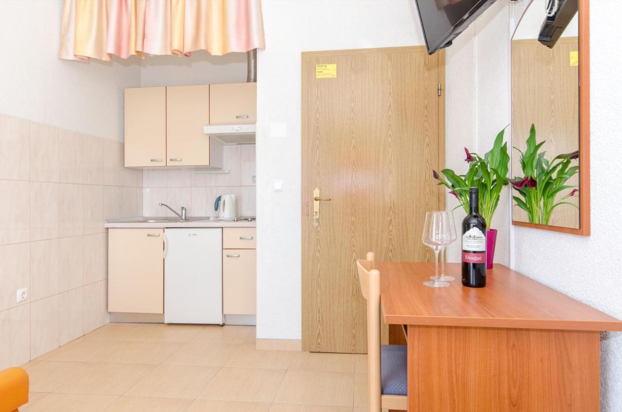 זיווגוסצה Knezovicapartments מראה חיצוני תמונה